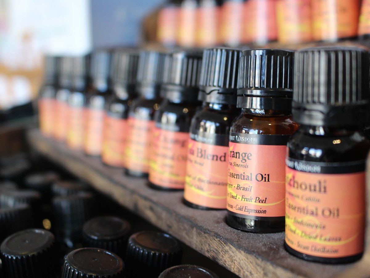 Huiles essentielles et huile de massage